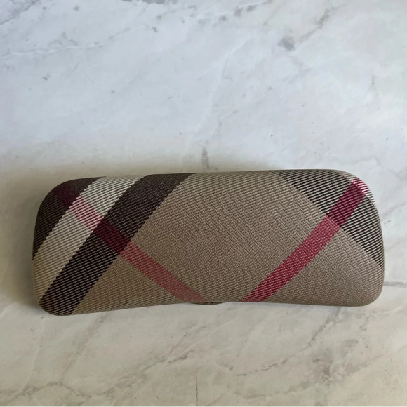 BURBERRY Glasses Case - Picture 2 of 6